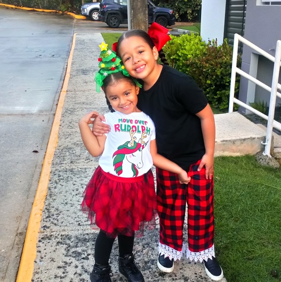 Meet Your Posher - Picture 7 of 16